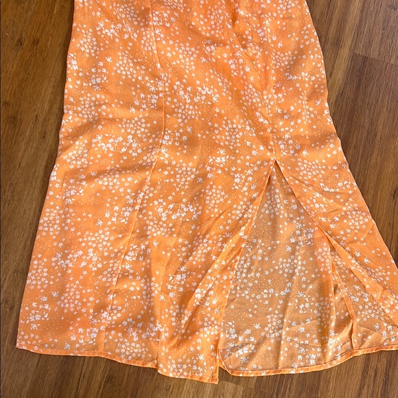 Floral Orange Puff Sleeve Sun Dress - Picture 2 of 2